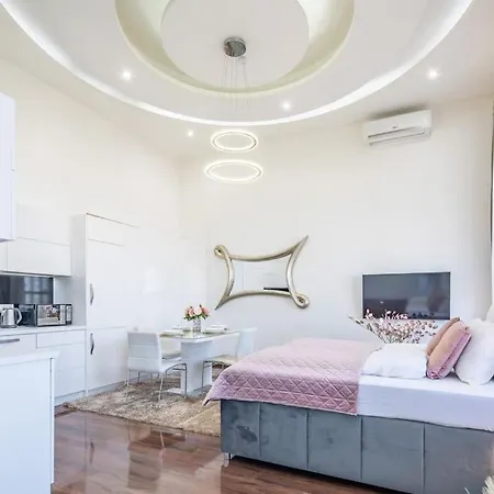 Apartman Opera Luxury