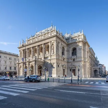 Opera Luxury Budapest