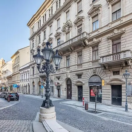 Apartment Opera Luxury *