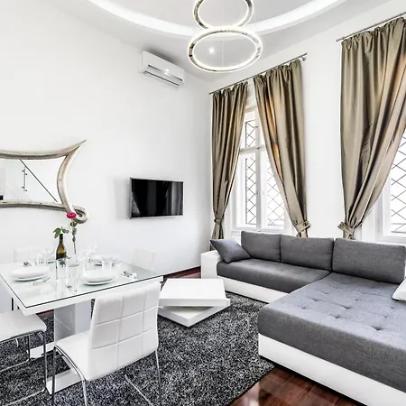 Apartment Opera Luxury *